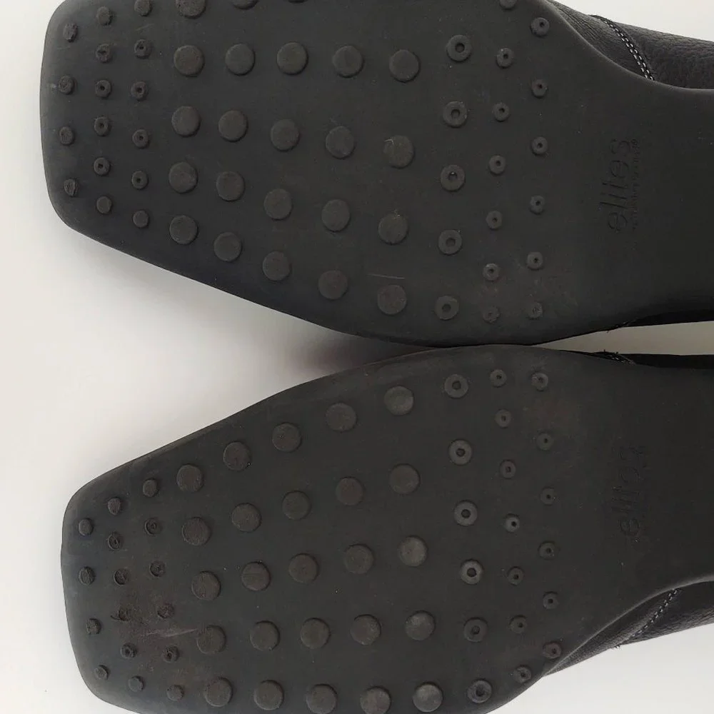 Black loafers with white contrast stitching 11 W